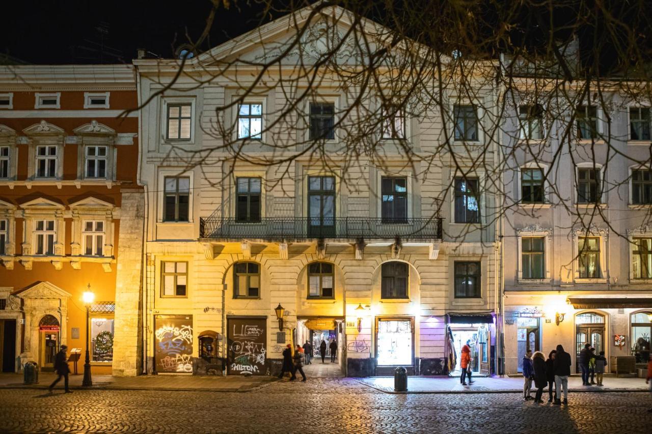 Bed & Breakfast In Downtown Lwów Zewnętrze zdjęcie